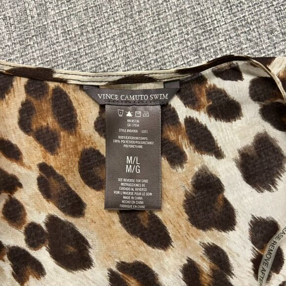 Vince Camuto Leopard Print M/L Swim Coverup - Picture 4 of 9